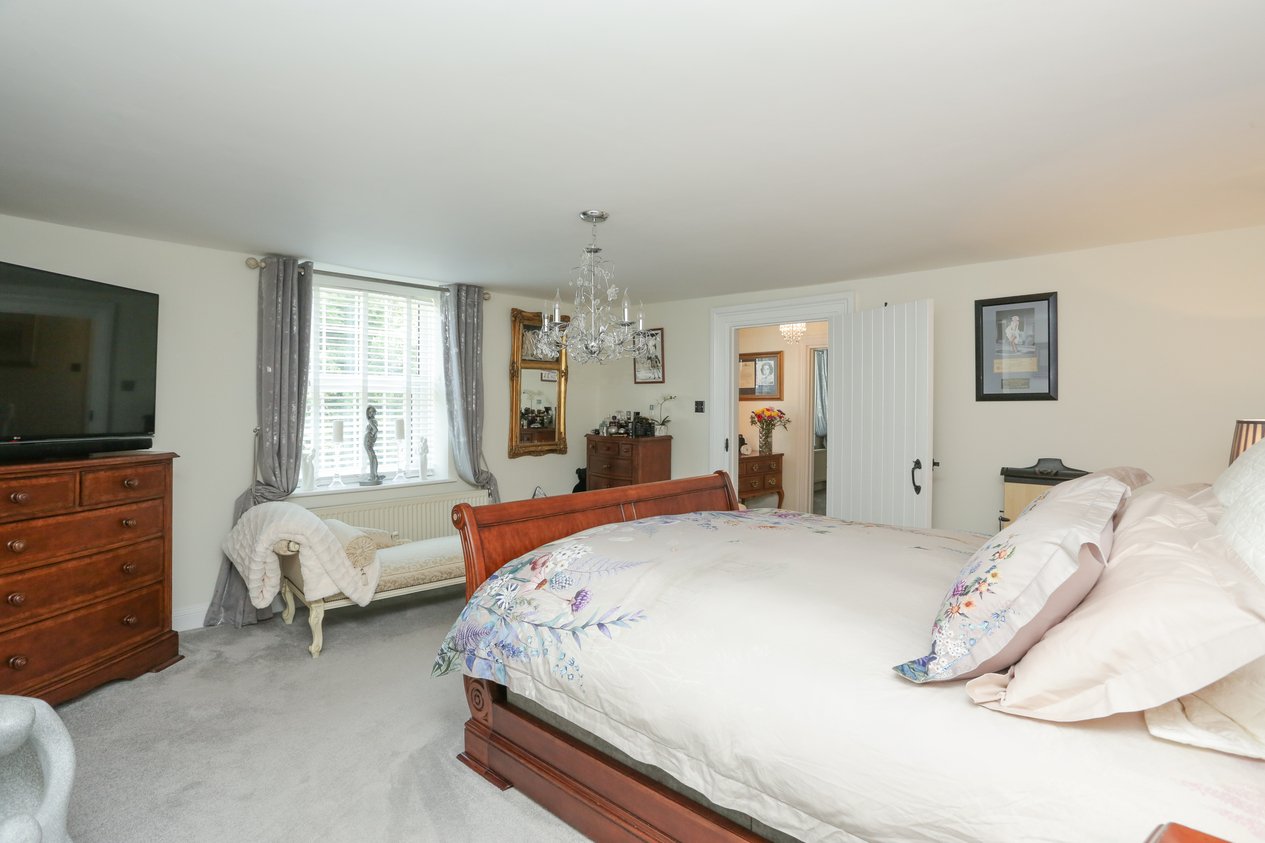 Properties For Sale in The Street Stourmouth