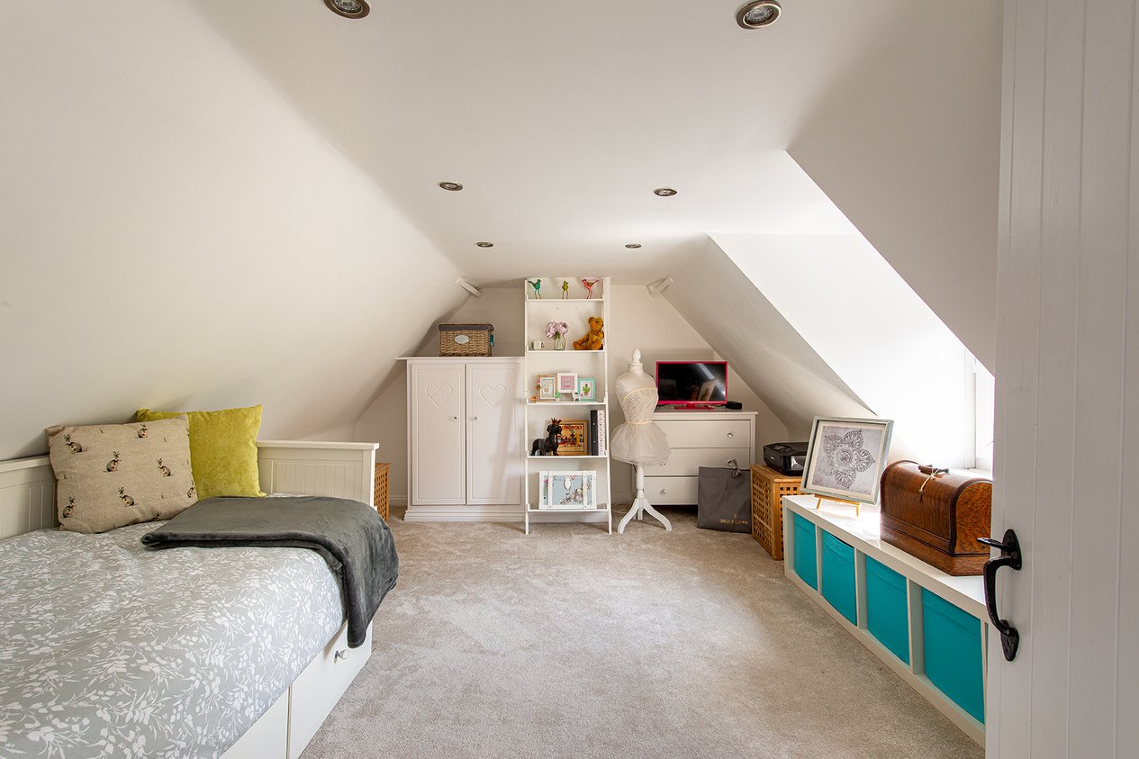 Properties For Sale in The Street Stourmouth