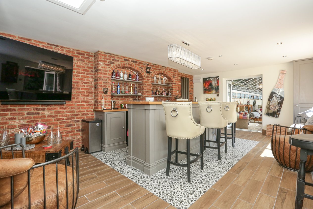 Properties For Sale in The Street Stourmouth