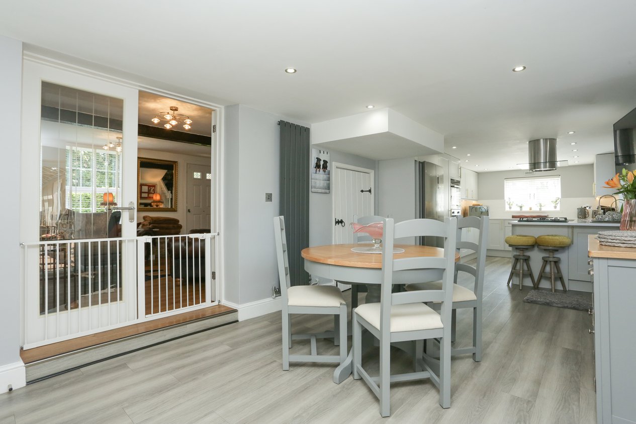 Properties For Sale in The Street Stourmouth