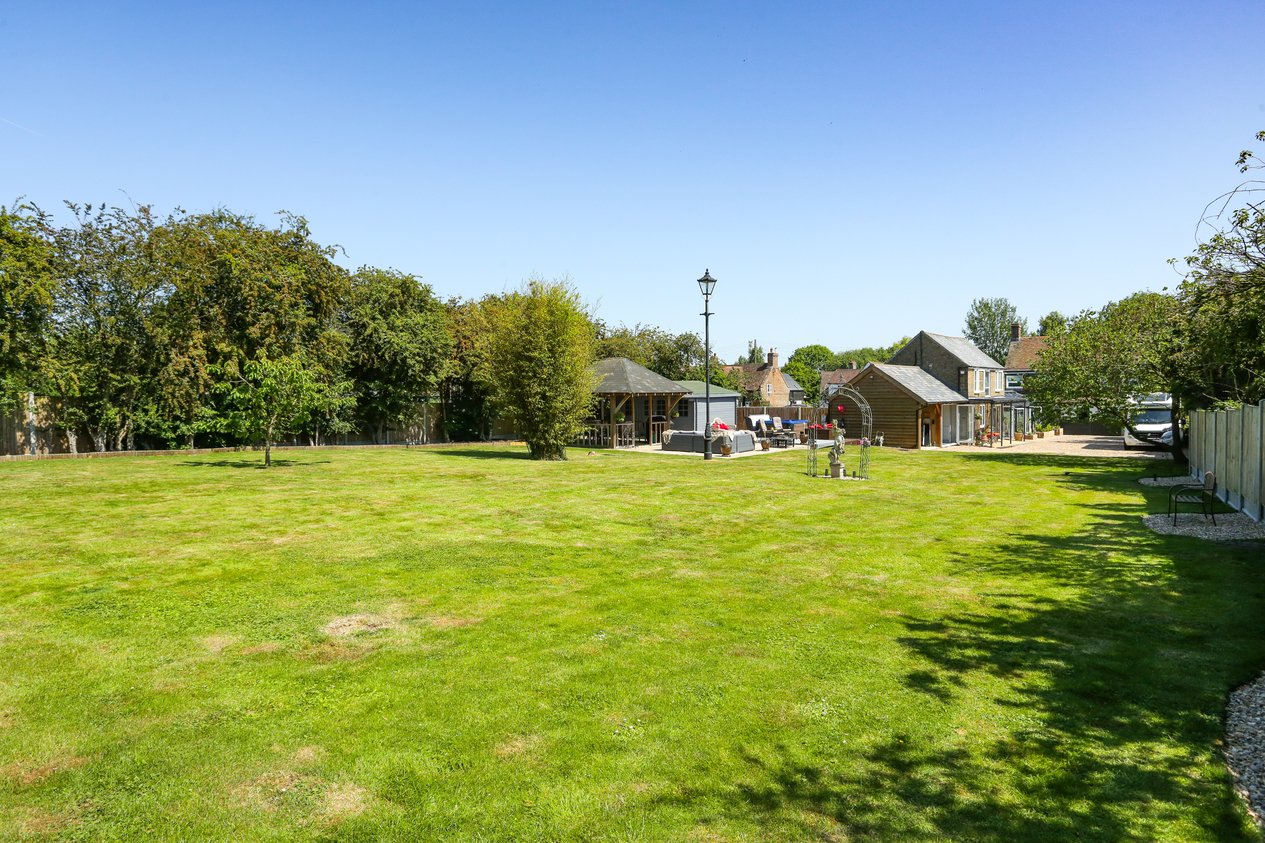Properties For Sale in The Street Stourmouth