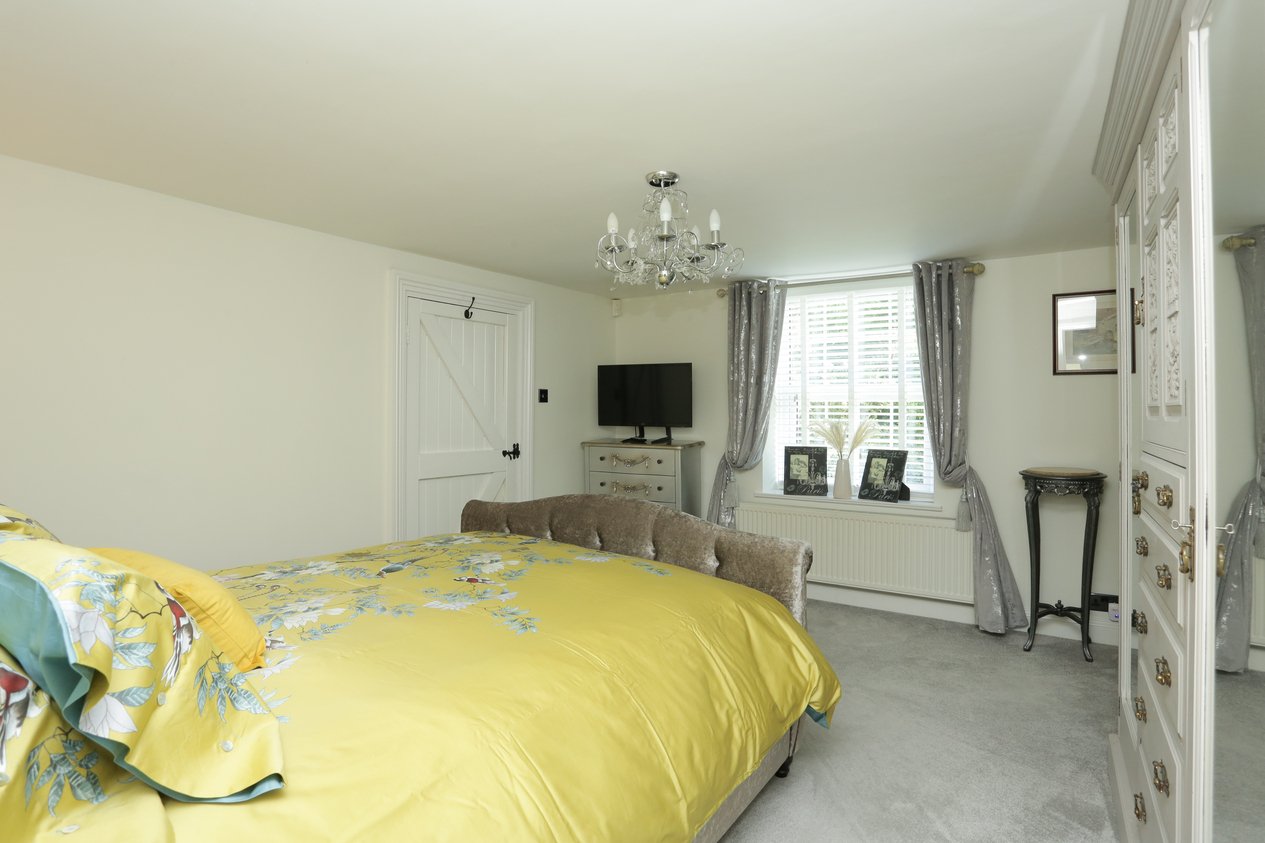 Properties For Sale in The Street Stourmouth