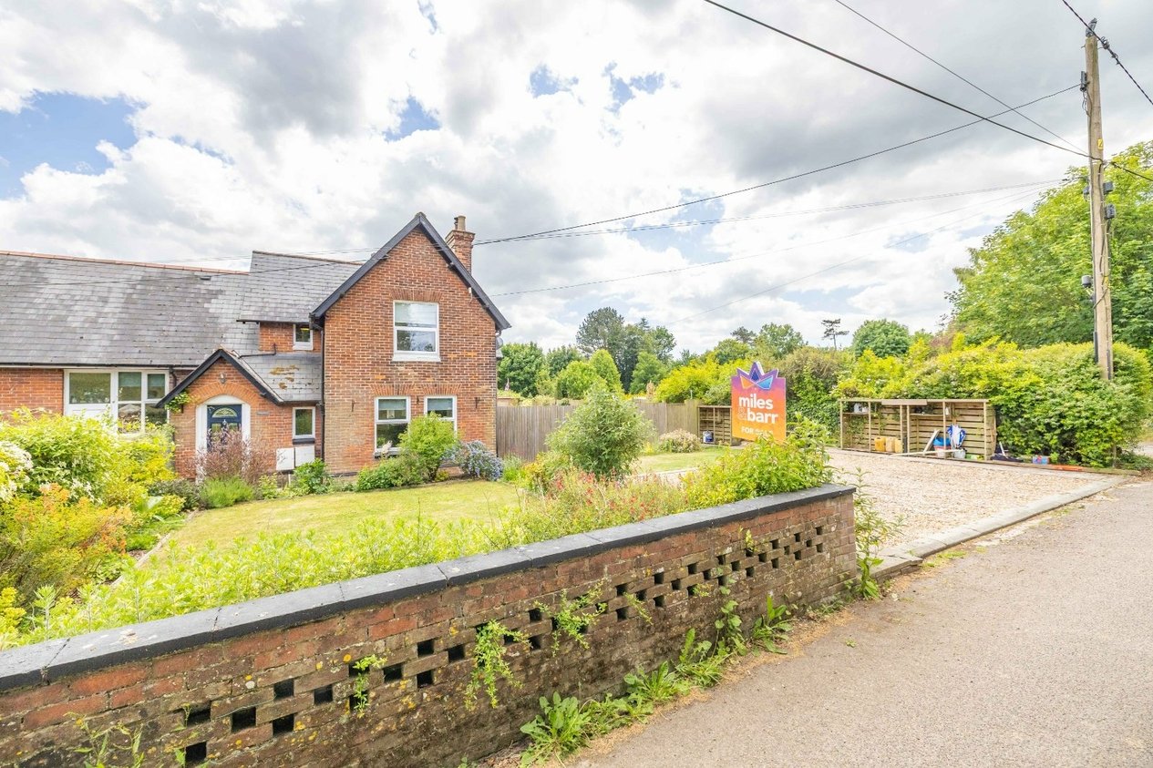 Properties For Sale in The Street Womenswold
