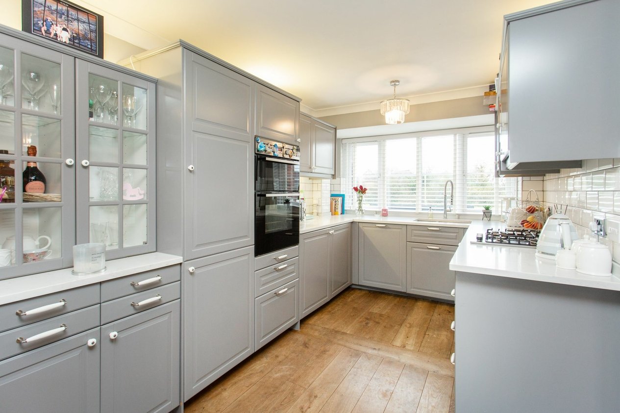 Properties For Sale in Thistle Drive  Whitstable