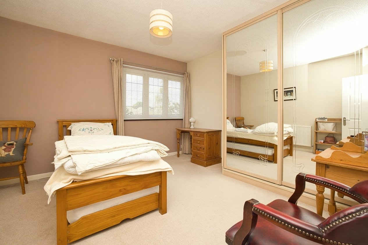 Properties Under Offer in Thrupp Paddock Broadstairs