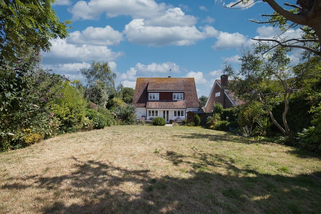 Properties Under Offer in Thrupp Paddock Broadstairs