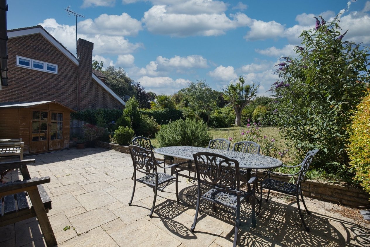 Properties Under Offer in Thrupp Paddock Broadstairs