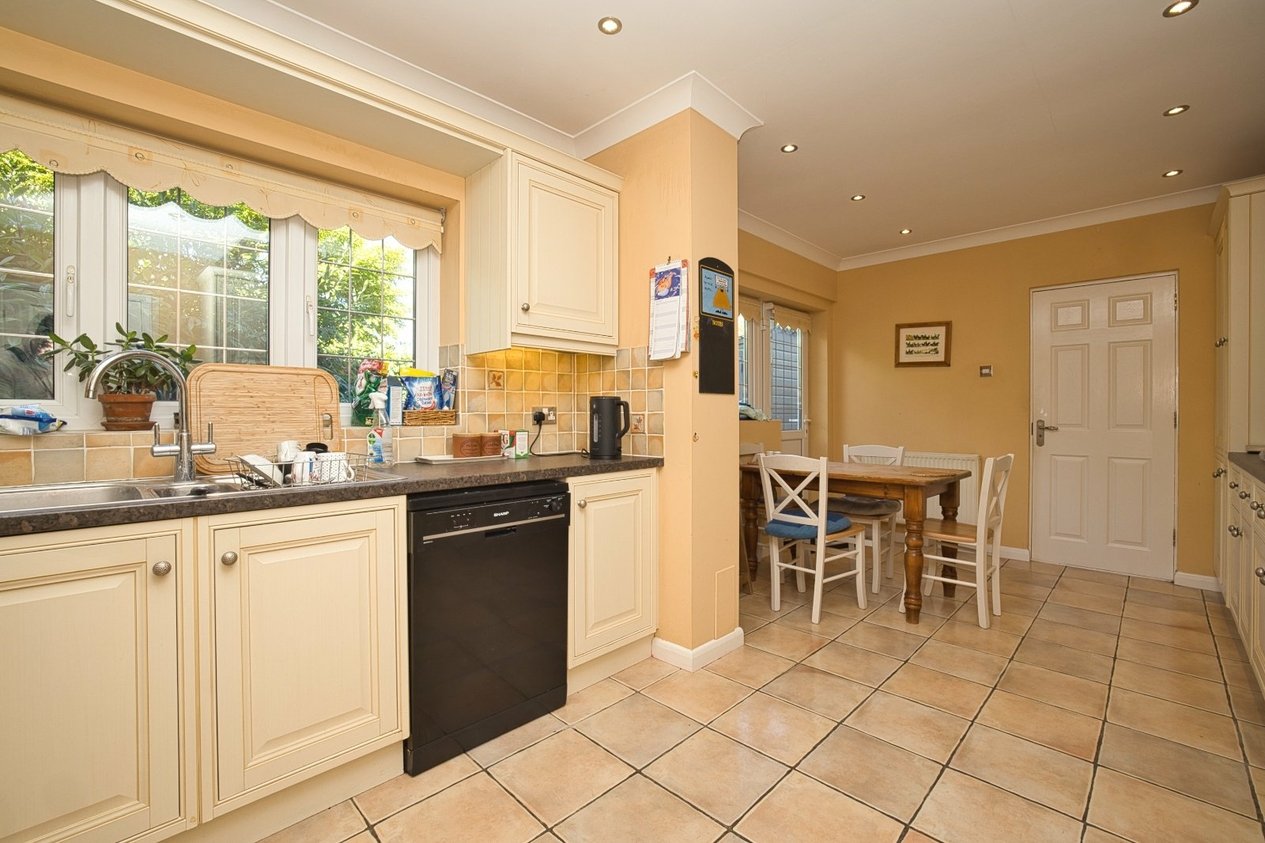 Properties Under Offer in Thrupp Paddock Broadstairs