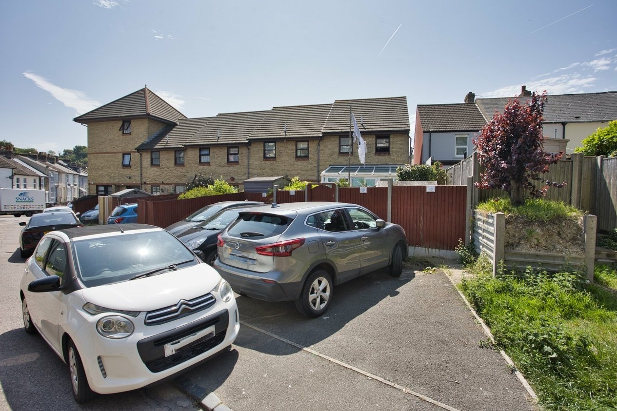 Properties For Sale in Tower Hamlets Street Dover