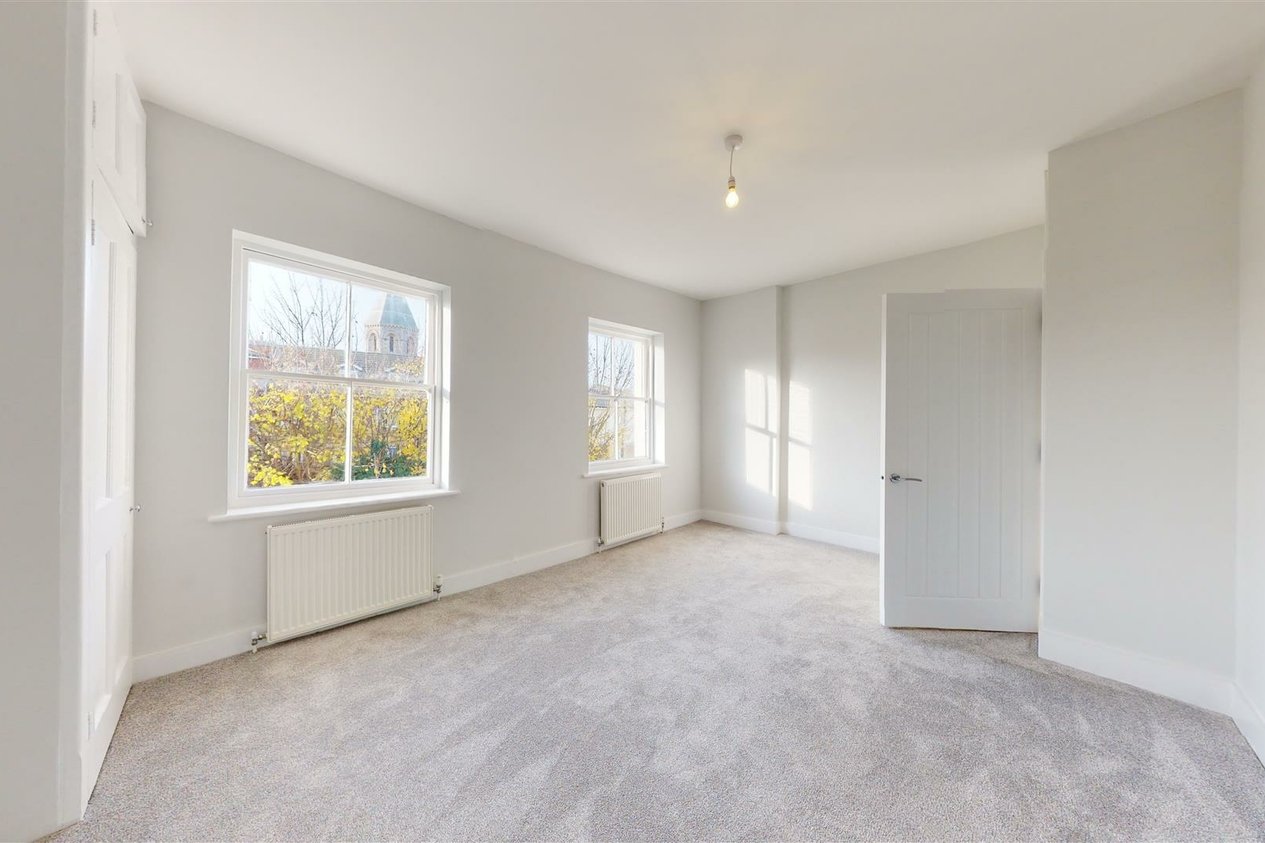 Properties For Sale in Trinity Gardens Folkestone