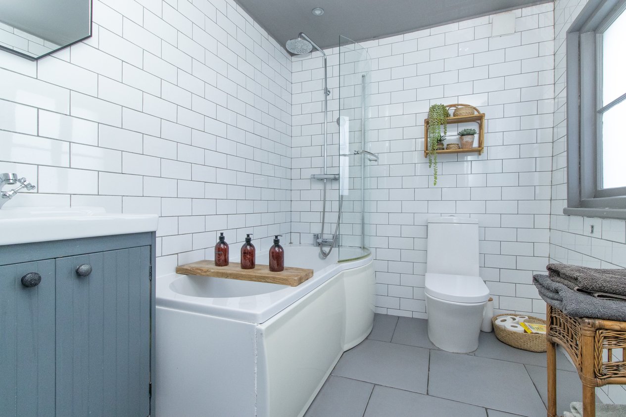 Properties Under Offer in Trinity Square Margate