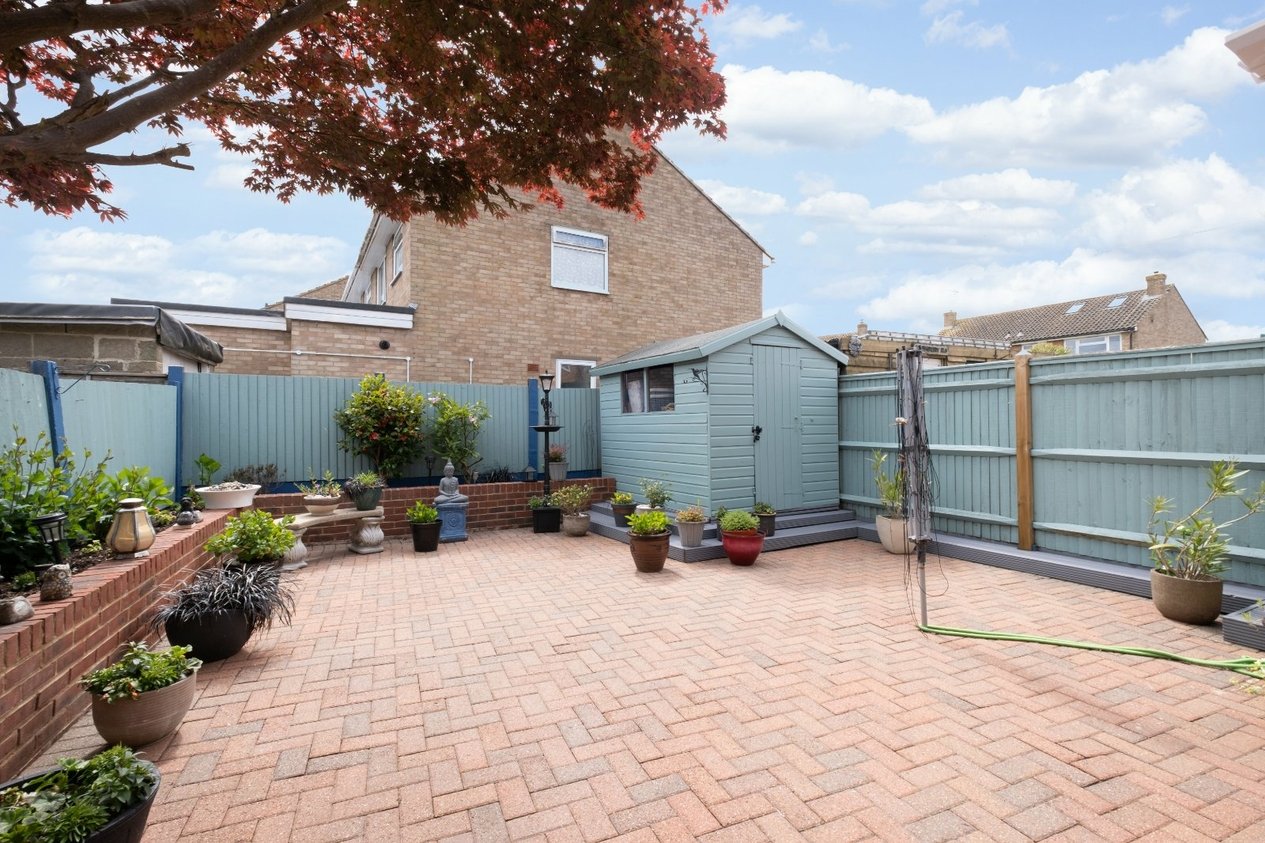 Properties For Sale in Tritton Fields Ashford