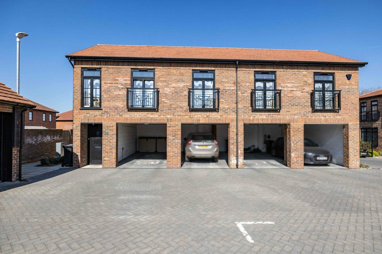 Properties For Sale in Tyler Walk Canterbury