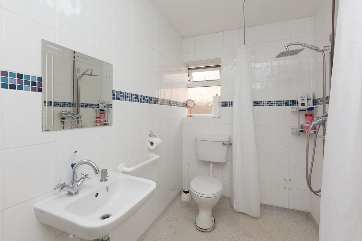 Properties Under Offer in Tyson Avenue Margate