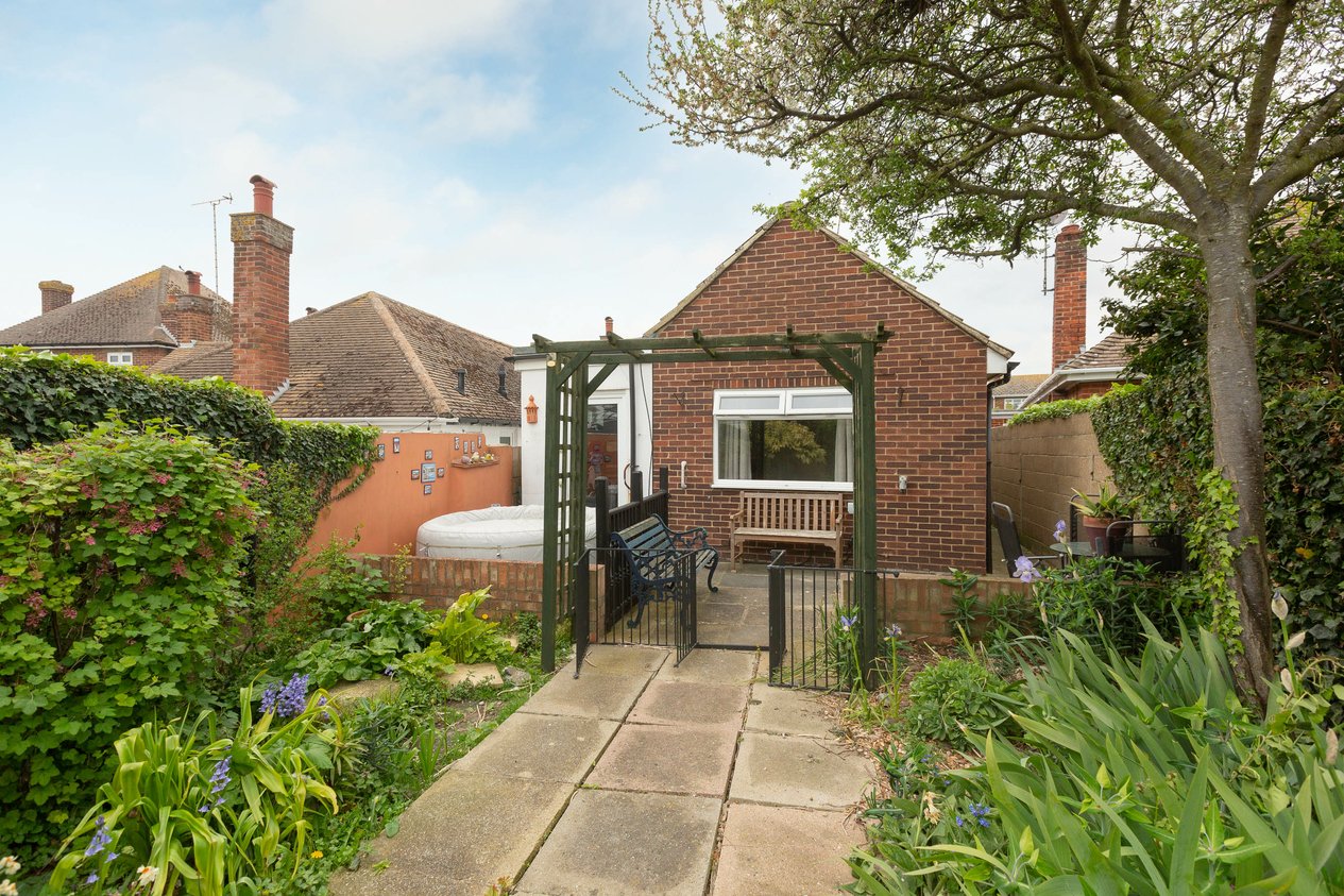 Properties Under Offer in Tyson Avenue Margate