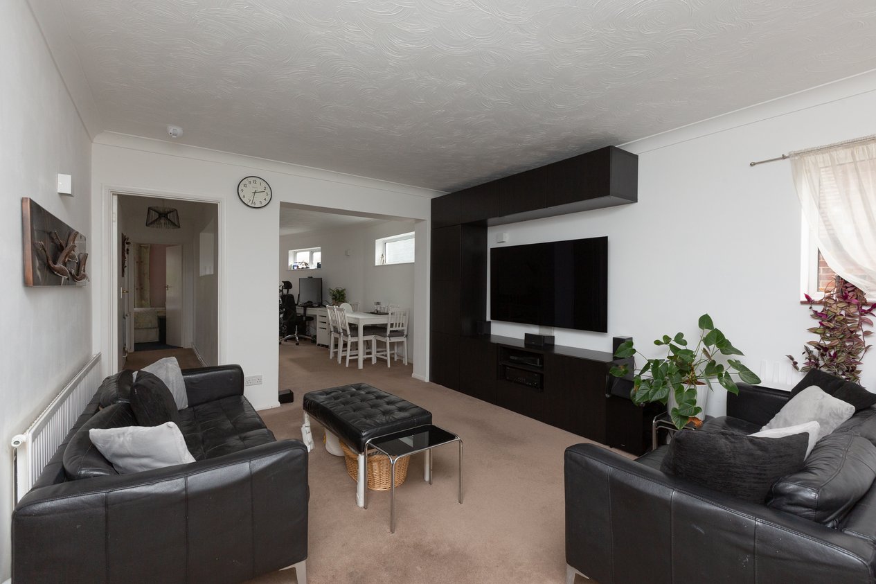 Properties Under Offer in Tyson Avenue Margate