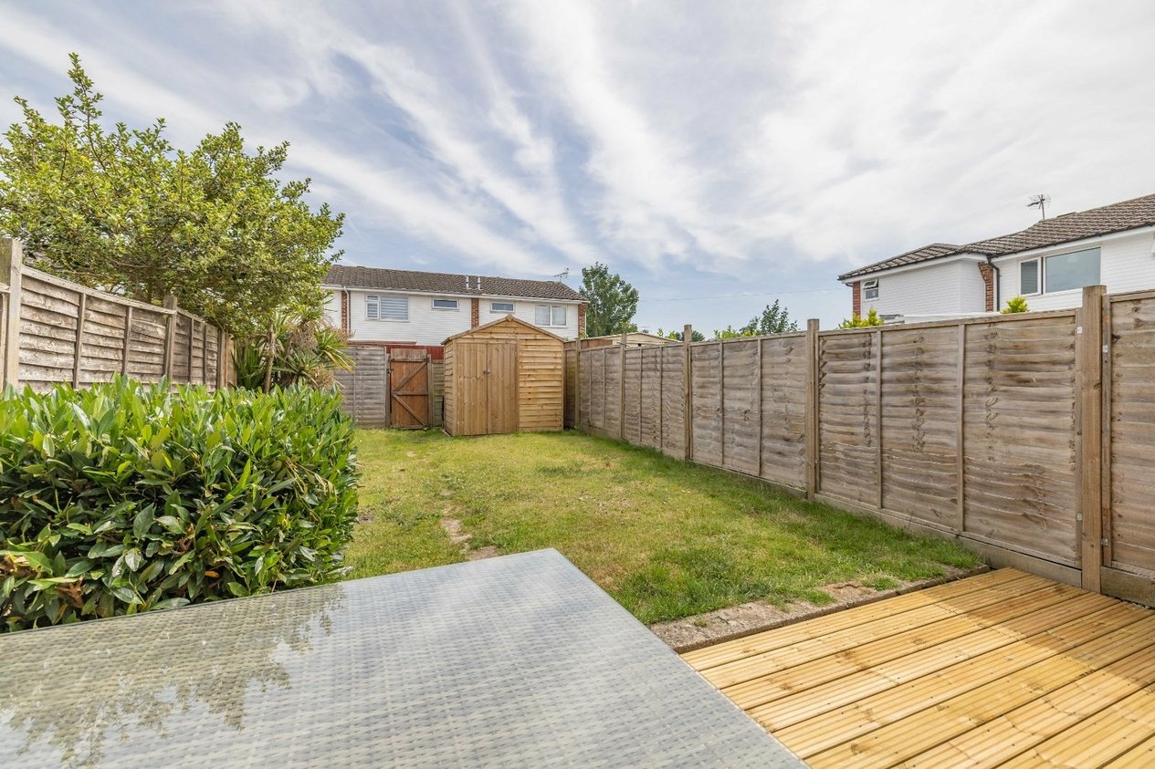 Properties For Sale in Underwood Close Kennington