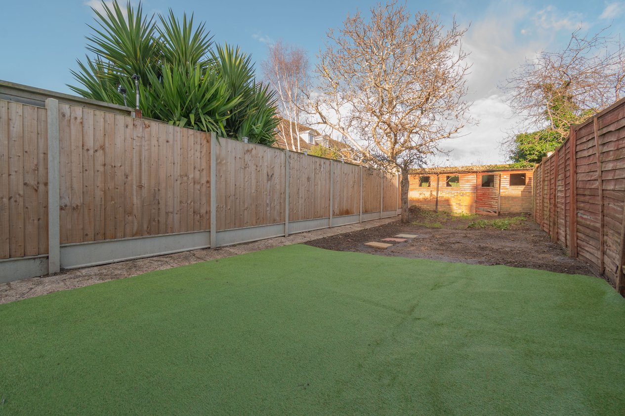 Properties Under Offer in Vale Road Ramsgate