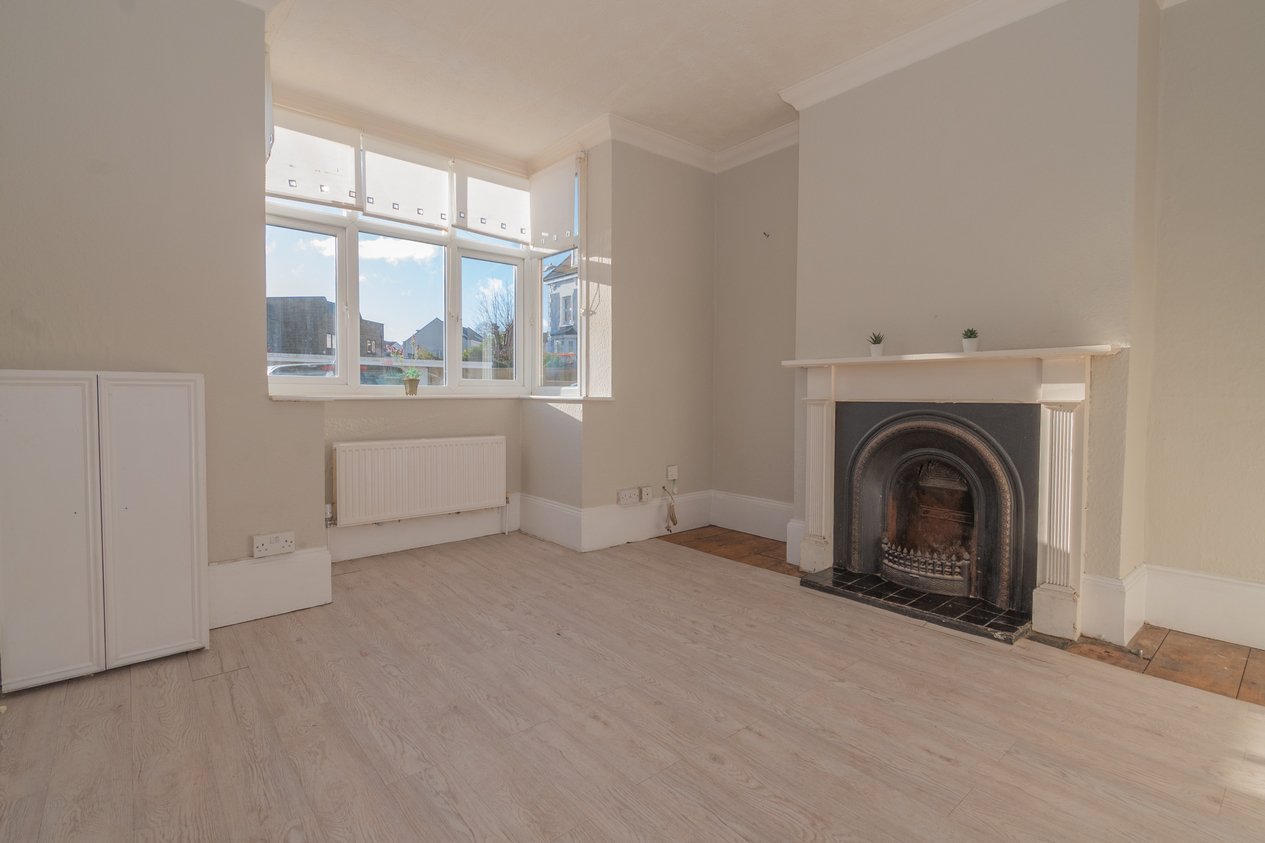 Properties Under Offer in Vale Road Ramsgate