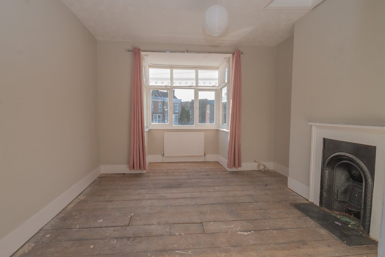 Properties Under Offer in Vale Road Ramsgate