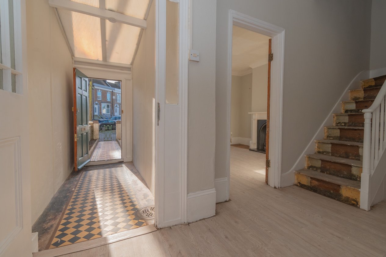 Properties Under Offer in Vale Road Ramsgate