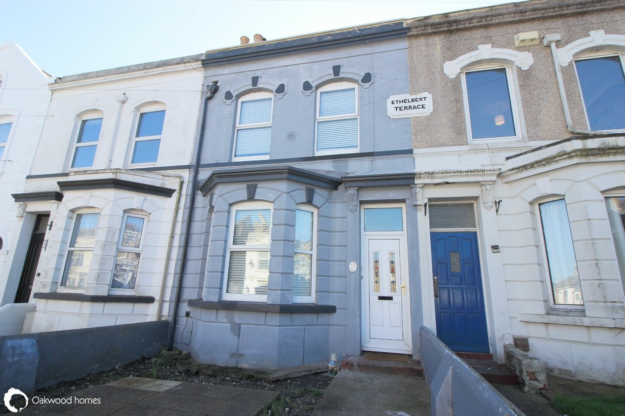 Properties Under Offer in Vale Road 
