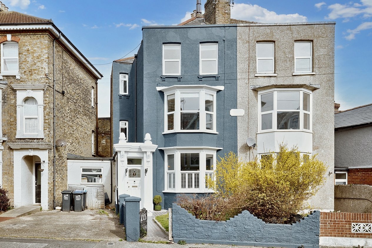 Properties For Sale in Vale road Ramsgate