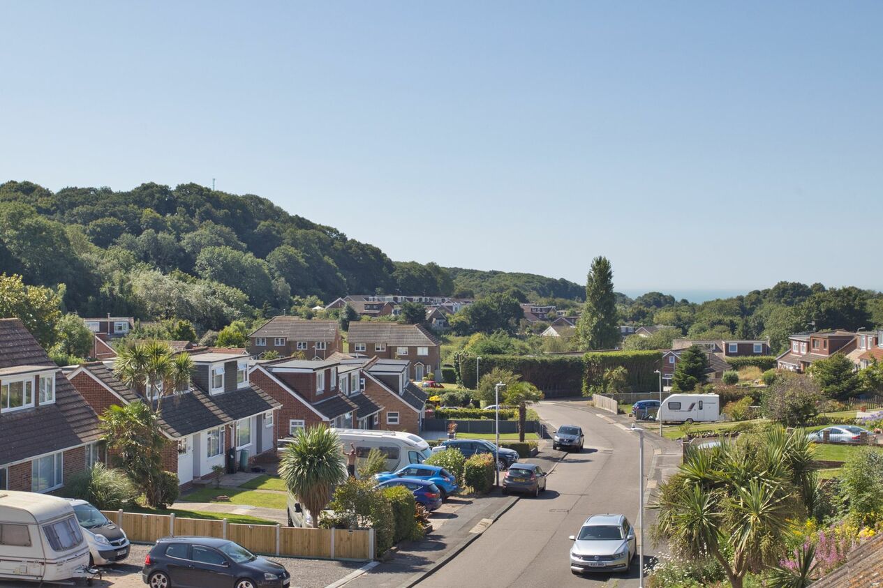 Properties For Sale in Valebrook Close  Folkestone