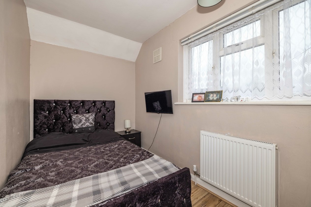 Properties Under Offer in Vauxhall Avenue Canterbury