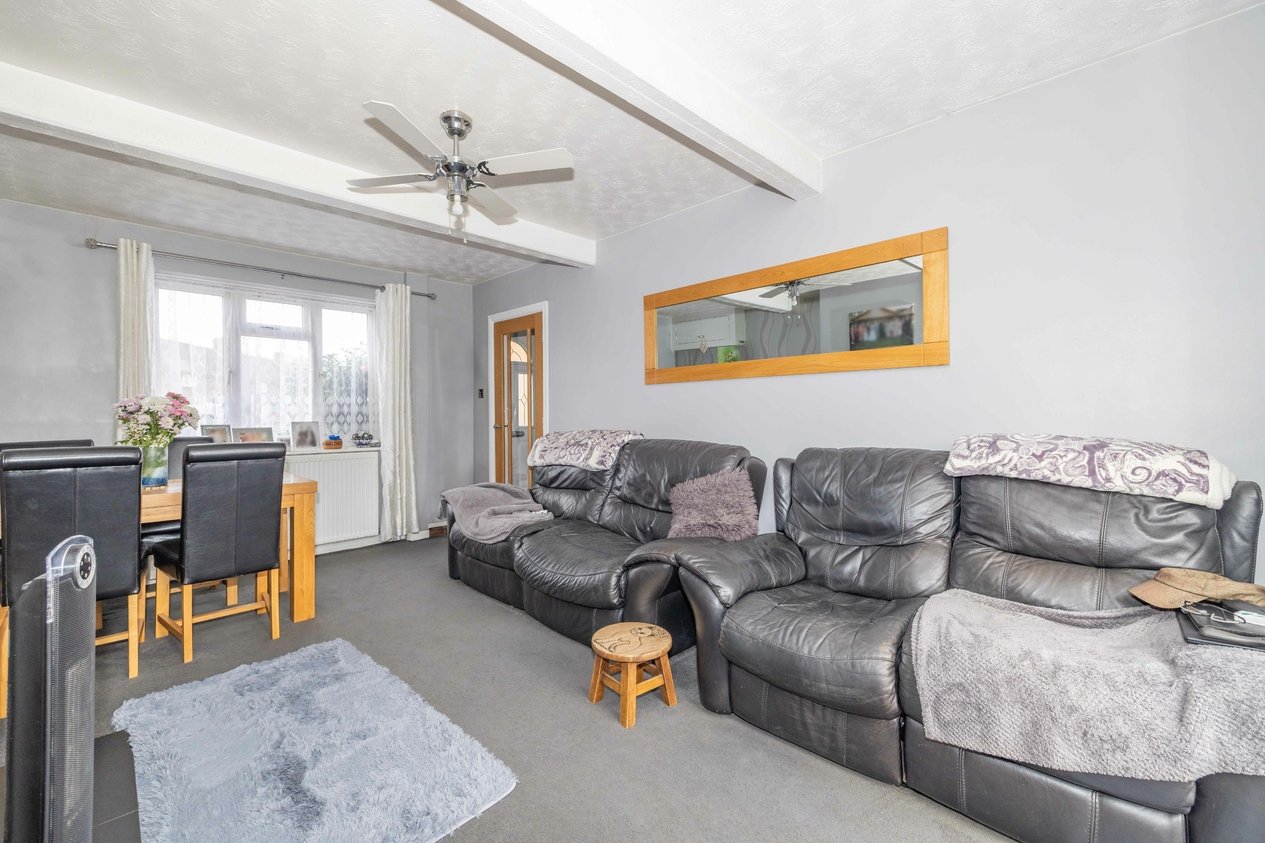 Properties Under Offer in Vauxhall Avenue Canterbury