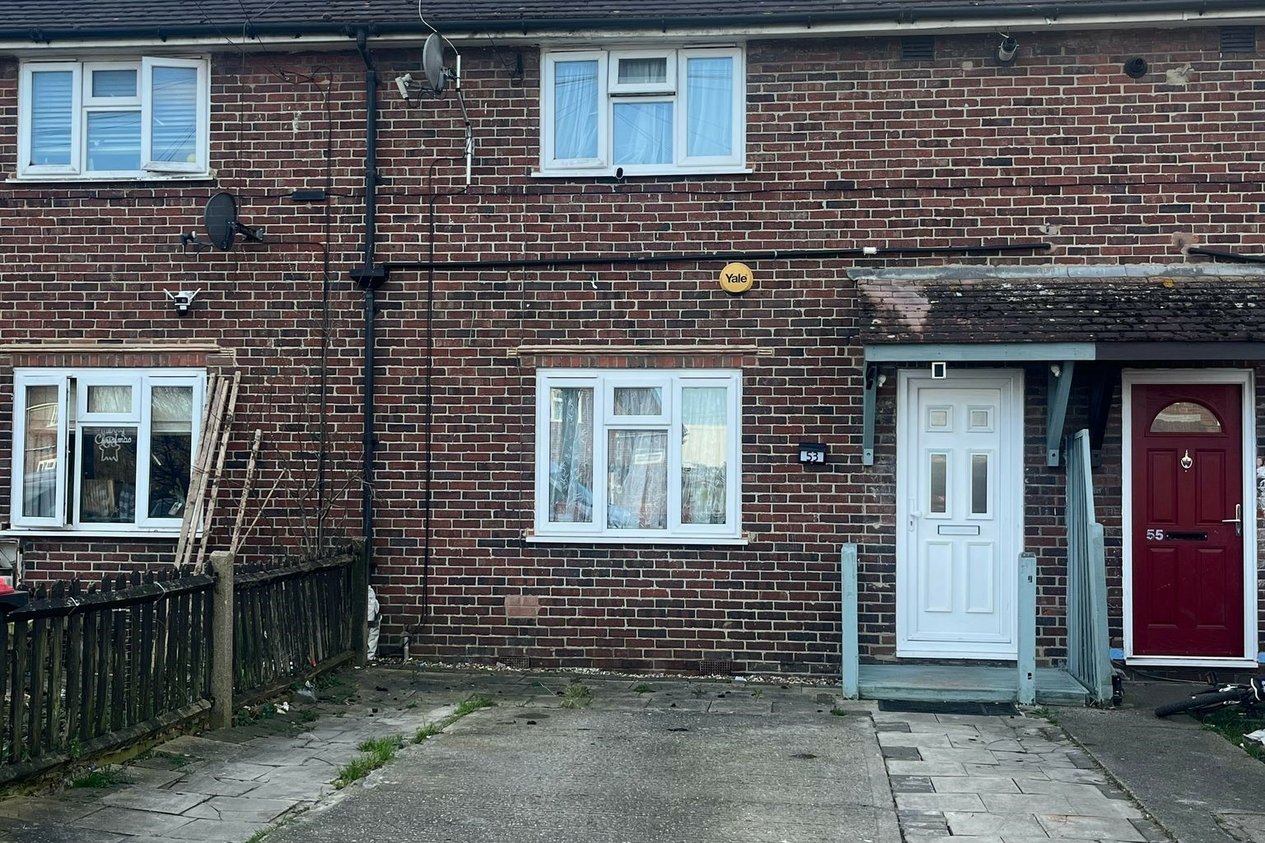 Properties For Sale in Vauxhall Avenue Canterbury