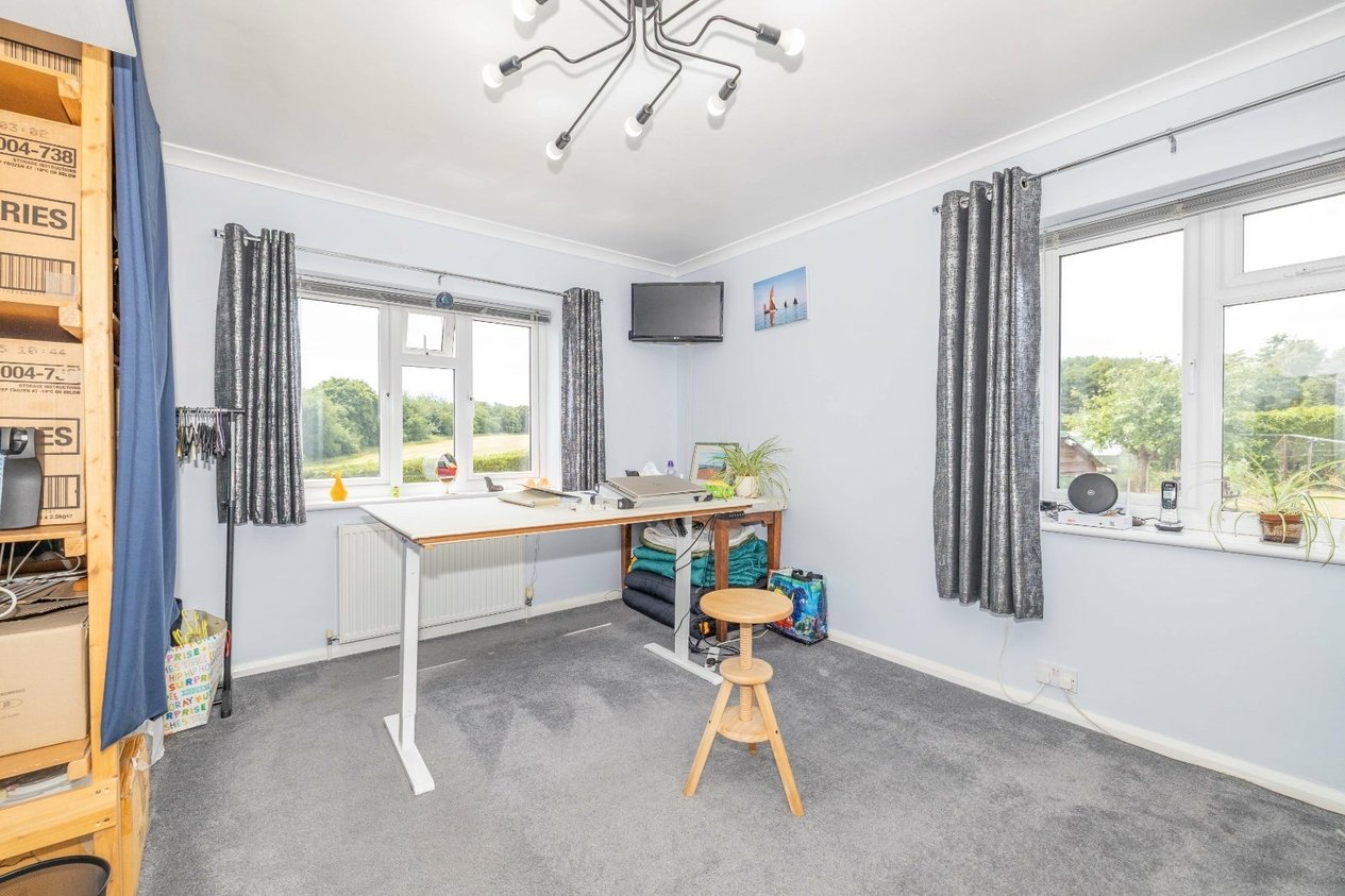 Properties For Sale in Vicarage Hill Petham