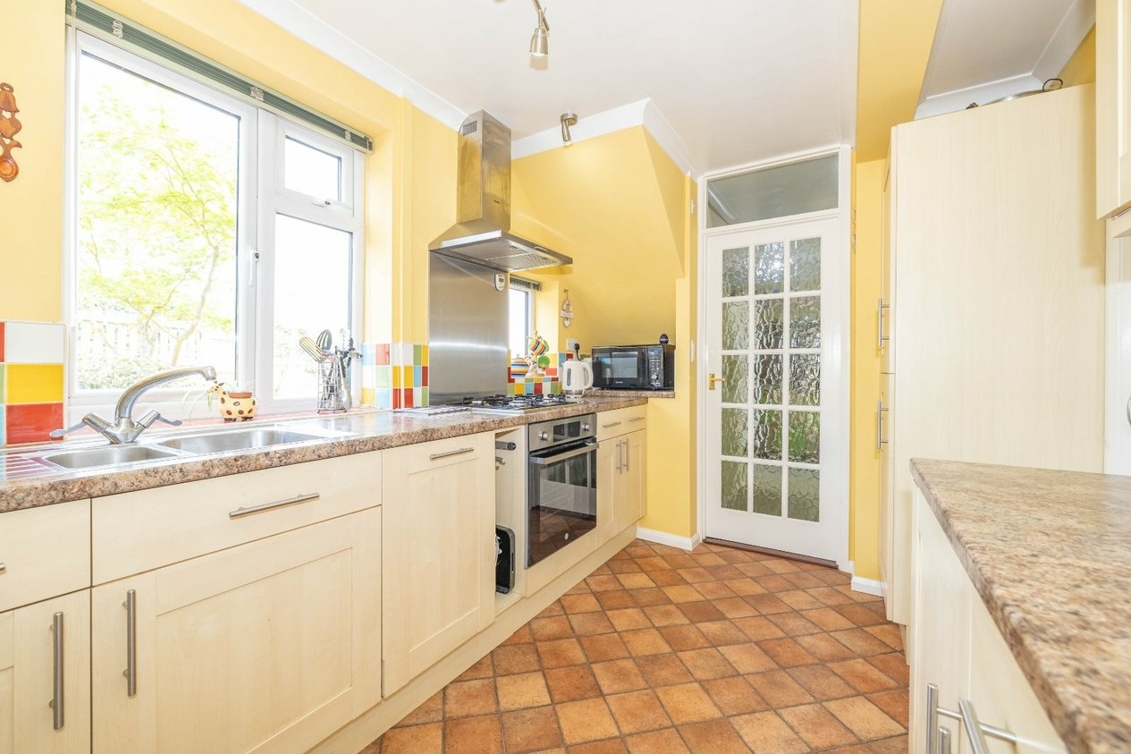 Properties For Sale in Vicarage Hill Petham