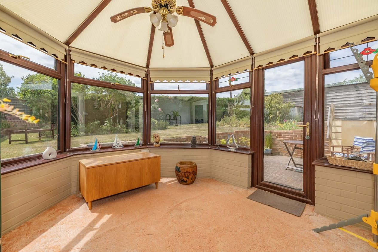 Properties For Sale in Vicarage Hill Petham