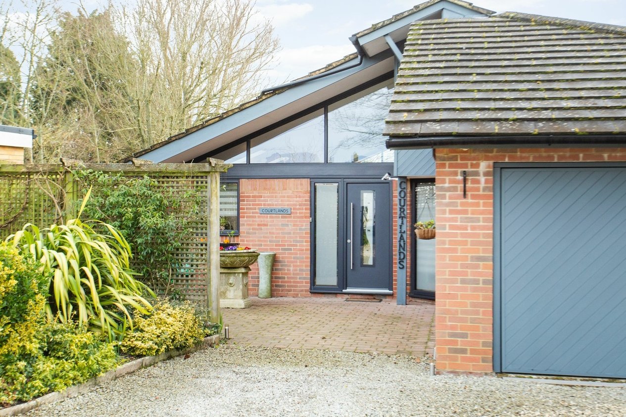 Properties For Sale in Vicarage Lane  Blean