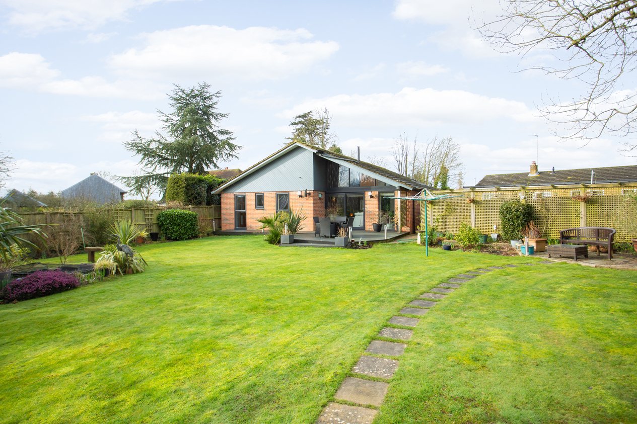 Properties Under Offer in Vicarage Lane Blean