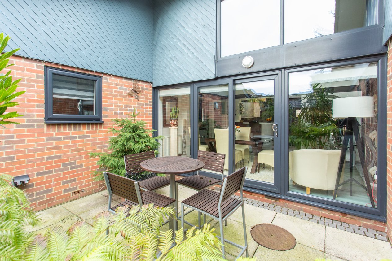 Properties Under Offer in Vicarage Lane Blean