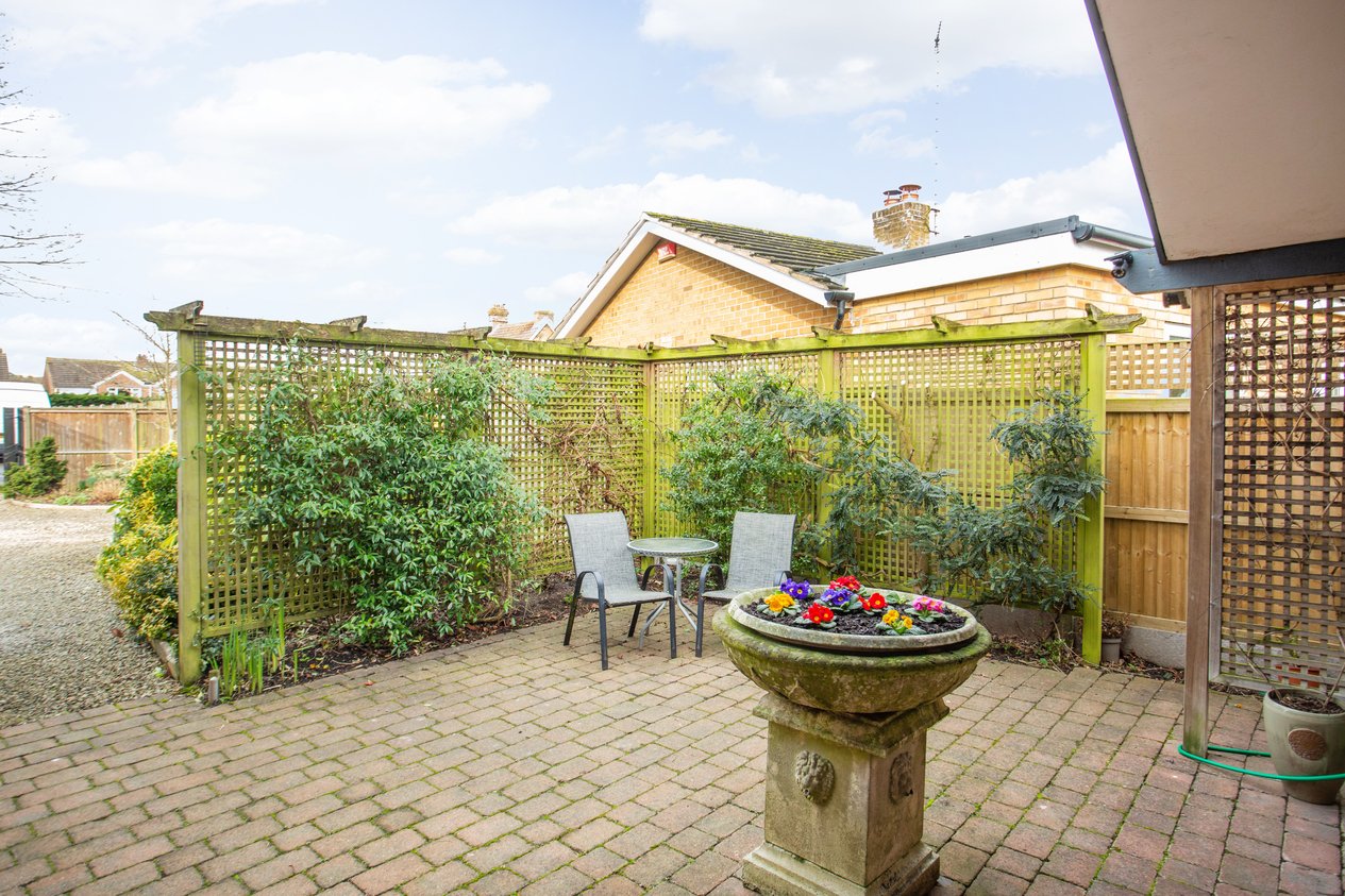 Properties Under Offer in Vicarage Lane Blean