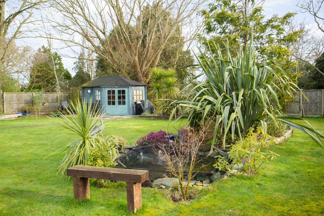 Properties Under Offer in Vicarage Lane Blean