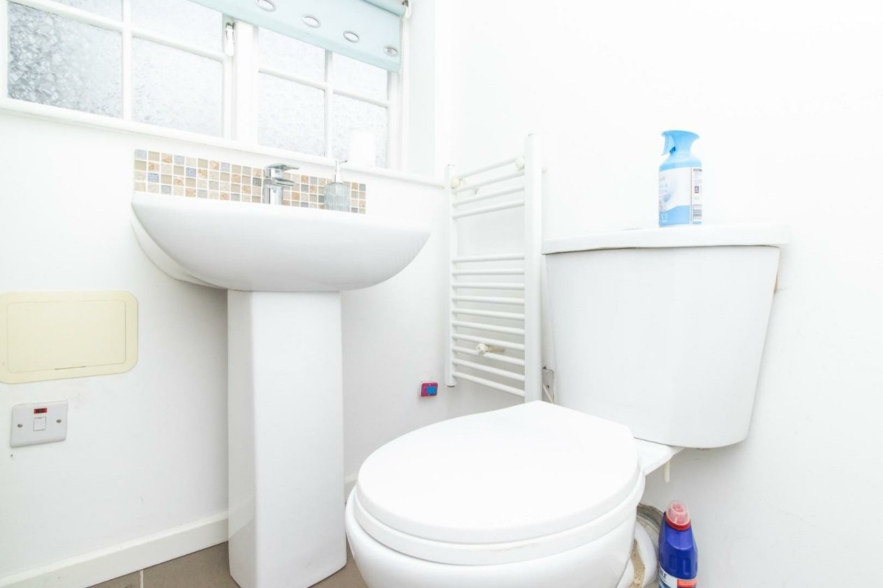 Properties Under Offer in Vicarage Place Margate