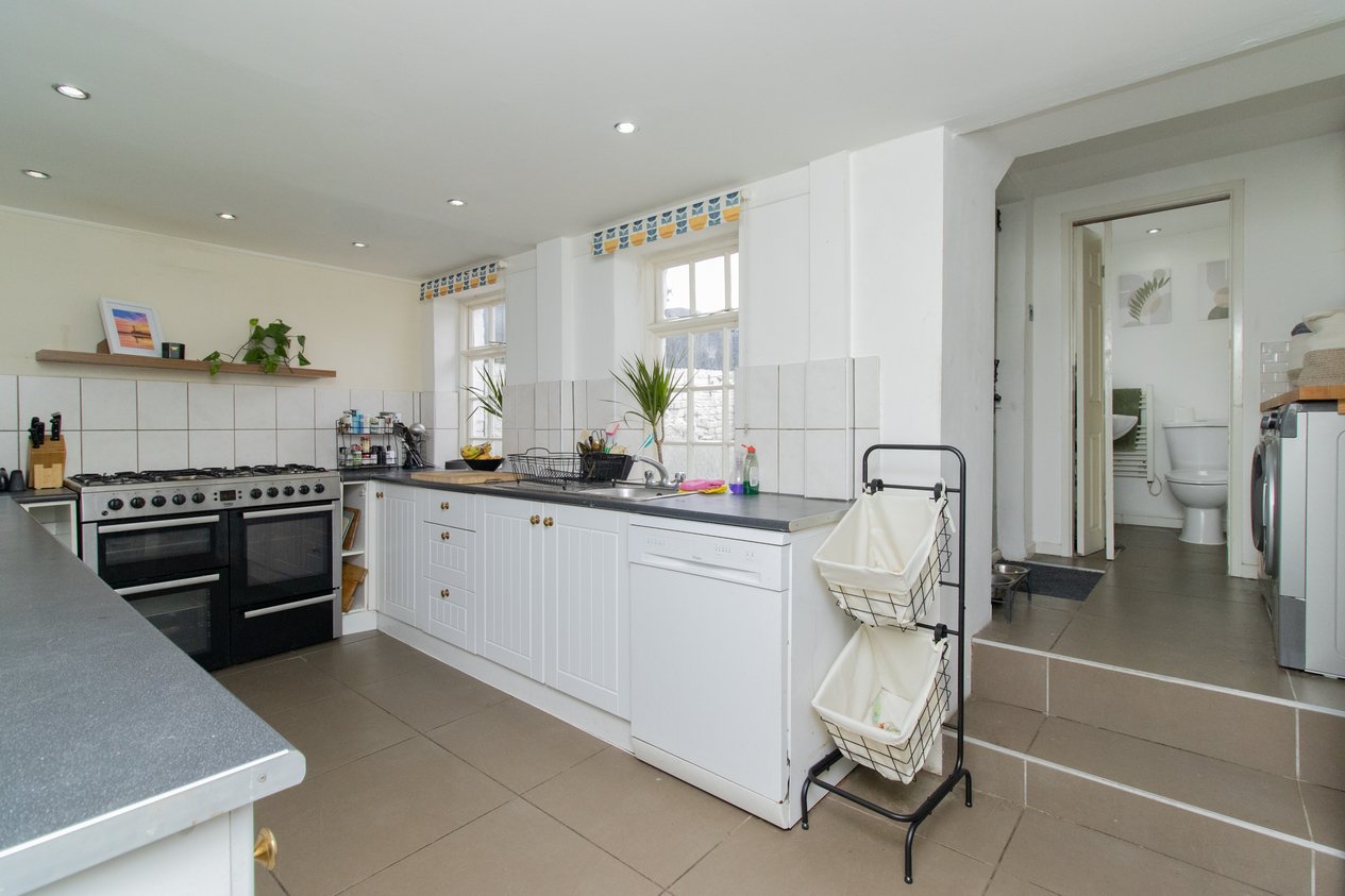 Properties Under Offer in Vicarage Place Margate