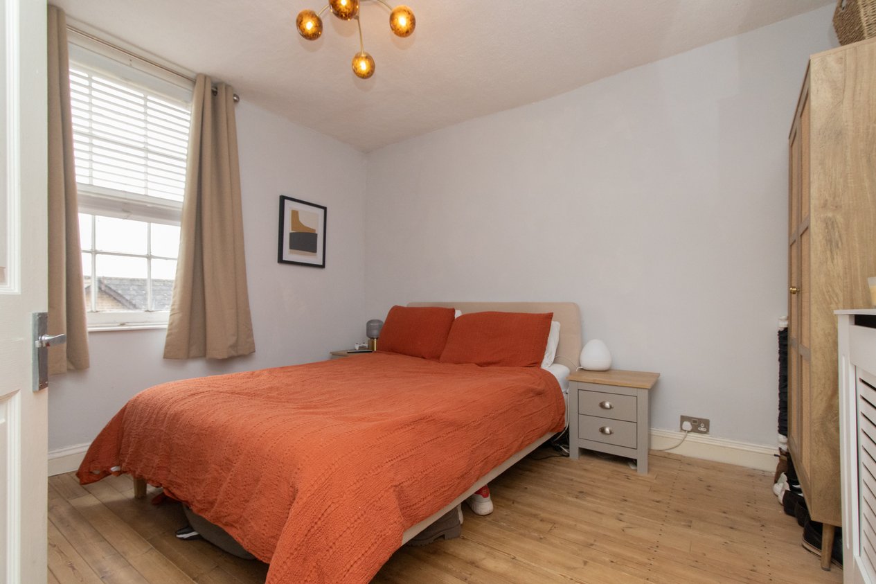 Properties Under Offer in Vicarage Place Margate