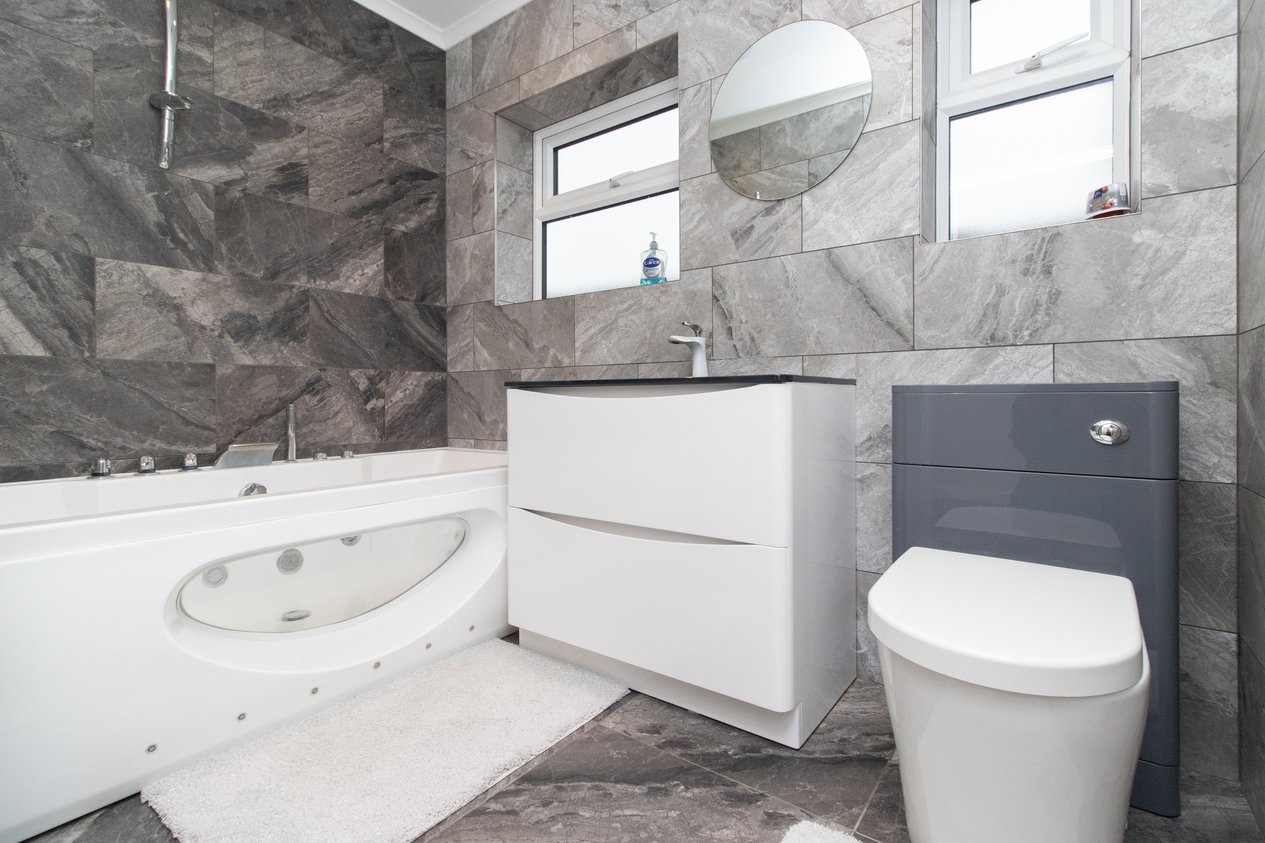 Properties For Sale in Victor Avenue Margate
