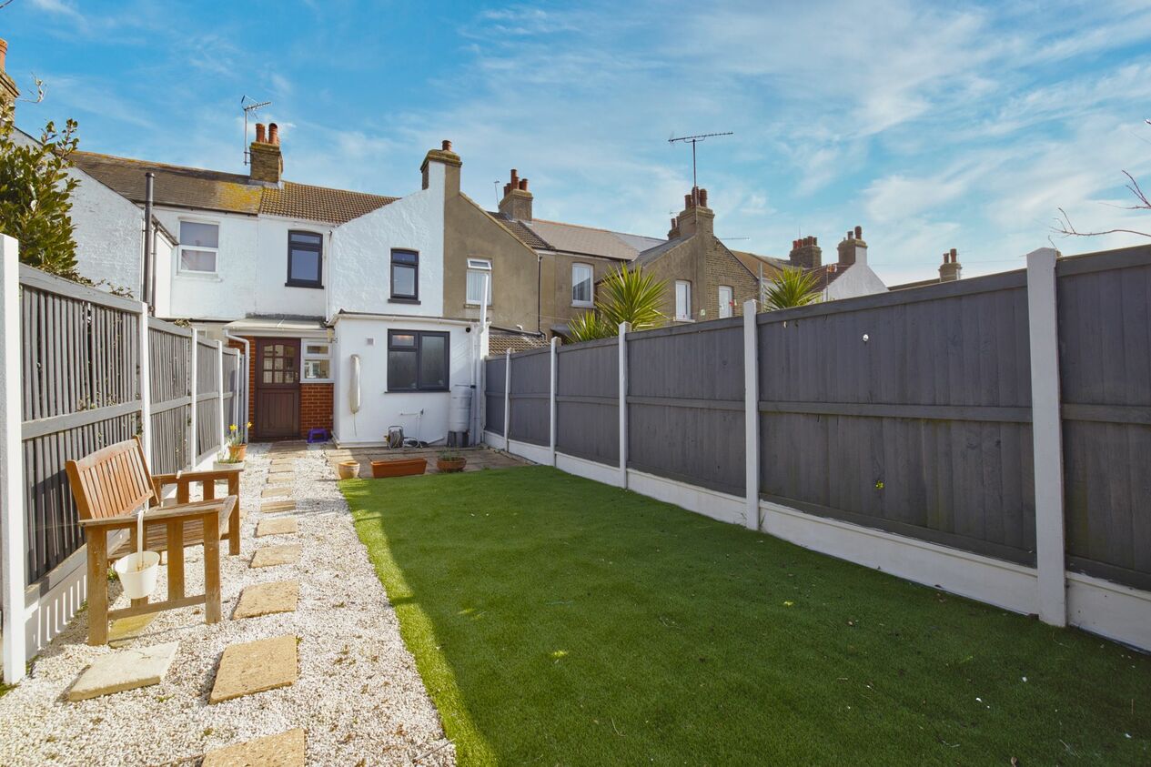 Properties For Sale in Victoria Avenue  Broadstairs