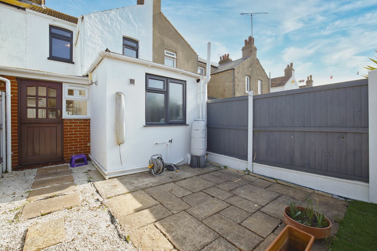 Properties For Sale in Victoria Avenue  Broadstairs