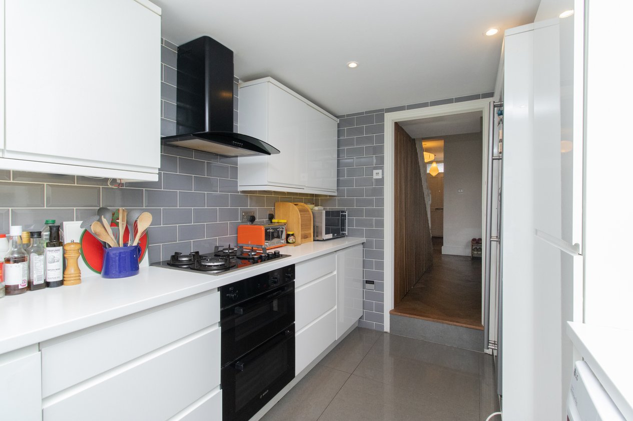 Properties Under Offer in Victoria Avenue Margate