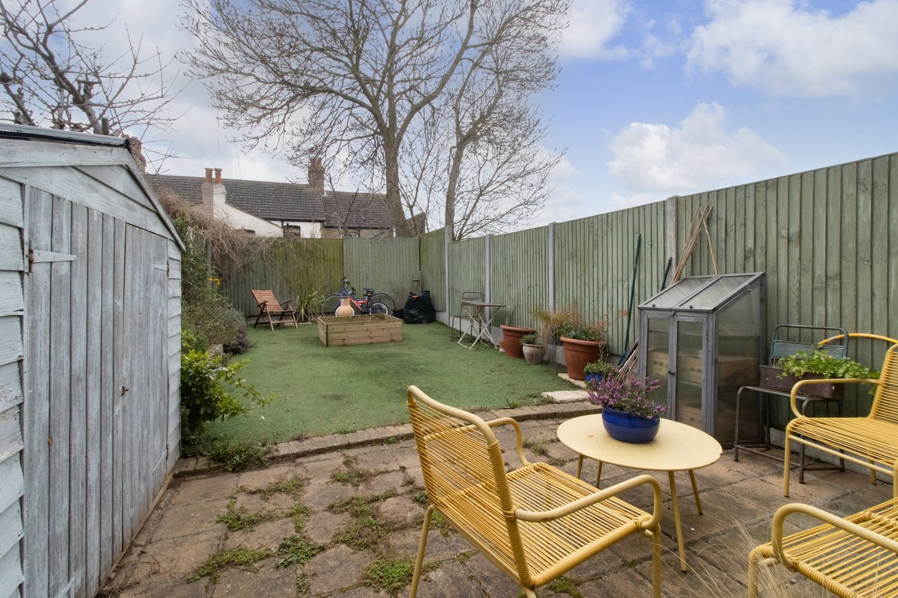 Properties Under Offer in Victoria Avenue Margate