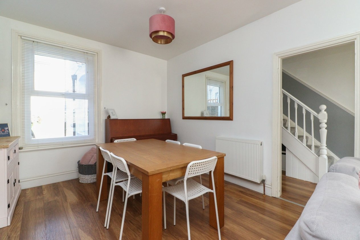 Properties For Sale in Victoria Avenue Westgate-On-Sea