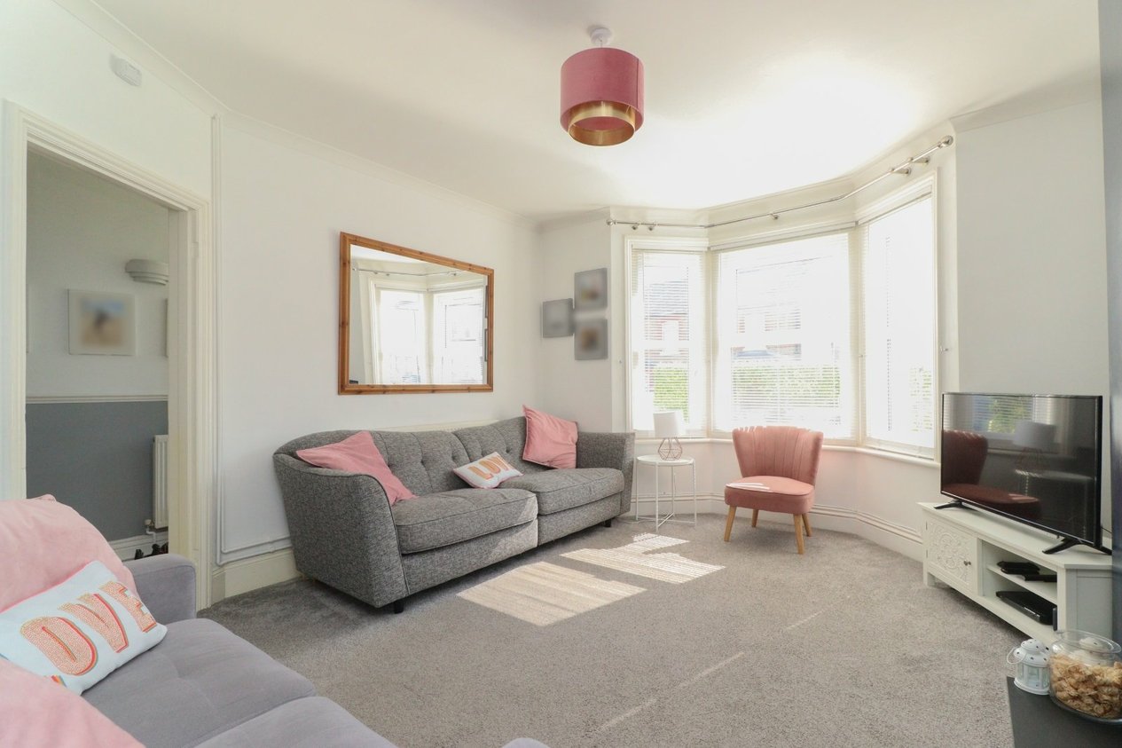 Properties For Sale in Victoria Avenue Westgate-On-Sea