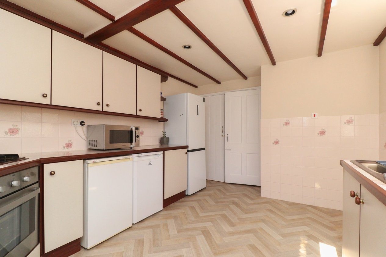 Properties Under Offer in Victoria Avenue Westgate-On-Sea